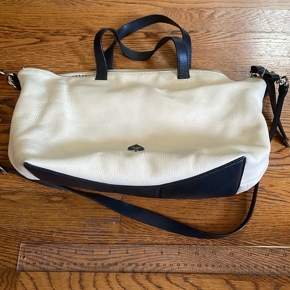 Vintage Kate Spade Soft Leather tote medium size with detachable shoulder strap